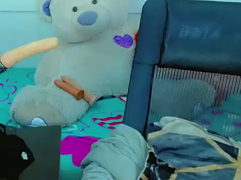 NharaBigCock online show from March 16, 2026, 6:54 pm