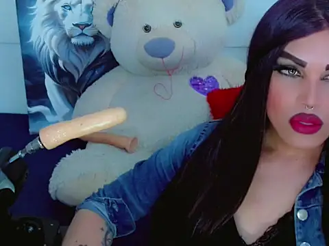 NharaBigCock online show from November 15, 2025, 6:01 pm