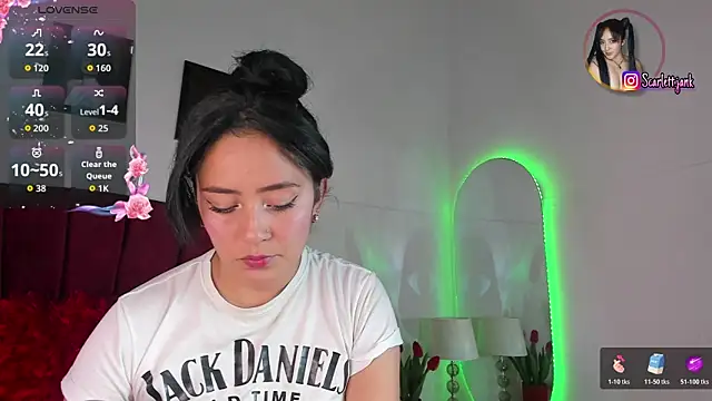 Scarlett Jank online show from June 30, 2026, 8:53 pm