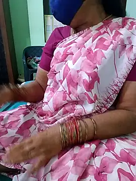 Snapshot of savithasree chatting on December 18, 2025, 10:24 pm savithasree online show from December 18, 2025, 10:24 pm