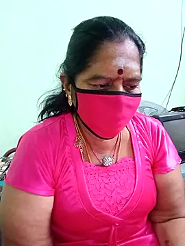 Snapshot of savithasree chatting on November 6, 2025, 5:28 pm savithasree online show from November 6, 2025, 5:28 pm