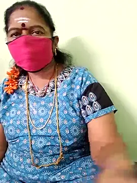 Snapshot of savithasree chatting on January 6, 2026, 3:05 pm savithasree online show from January 6, 2026, 3:05 pm