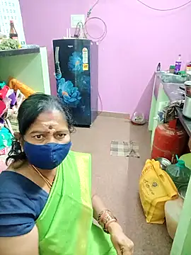 Snapshot of savithasree chatting on December 19, 2025, 4:42 pm savithasree online show from December 19, 2025, 4:42 pm