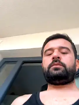 NiktirGit31 online show from November 7, 2025, 12:31 pm