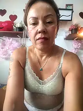 Snapshot of salomehill1 chatting on April 28, 2026, 7:07 pm salomehill1 online show from April 28, 2026, 7:07 pm