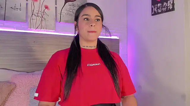 Snapshot of Taylor_walton chatting on February 19, 2026, 12:13 pm Taylor walton online show from February 19, 2026, 12:13 pm