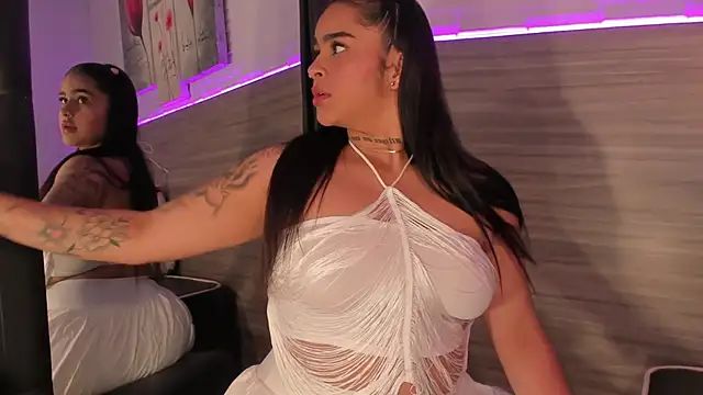 Snapshot of Taylor_walton chatting on February 20, 2026, 12:29 pm Taylor walton online show from February 20, 2026, 12:29 pm