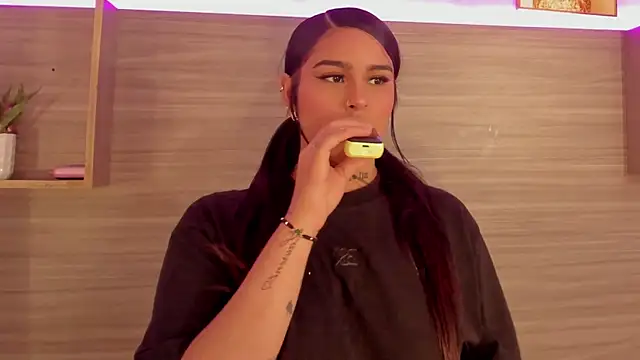 Snapshot of Taylor_walton chatting on January 17, 2026, 5:16 pm Taylor walton online show from January 17, 2026, 5:16 pm