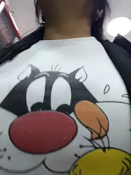 misshot 02 online show from November 10, 2025, 8:14 pm