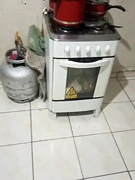  - - putinha online show from November 12, 2025, 8:56 pm