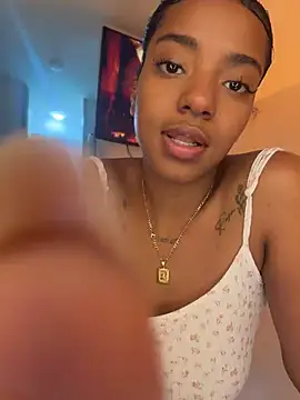 Irishottt online show from July 24, 2026, 3:02 am