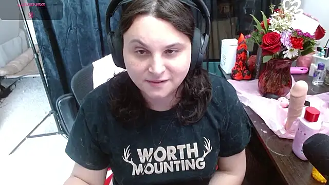 Snapshot of Salacious_Sage chatting on February 15, 2026, 7:46 pm Salacious Sage online show from February 15, 2026, 7:46 pm