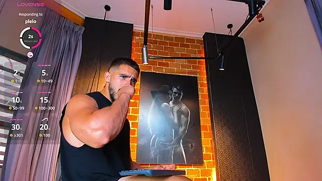 Scottfishcer1 online show from November 14, 2025, 7:17 pm