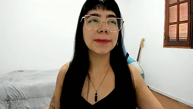 Eliza Blue online show from December 16, 2025, 7:07 pm