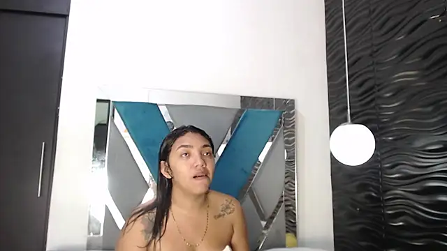 Naty And Maxx online show from December 1, 2025, 7:26 pm