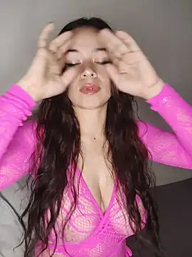 danielamonet online show from April 30, 2026, 3:57 am