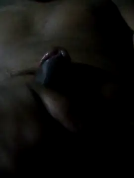 Alvaroz1992 online show from April 9, 2026, 4:03 am