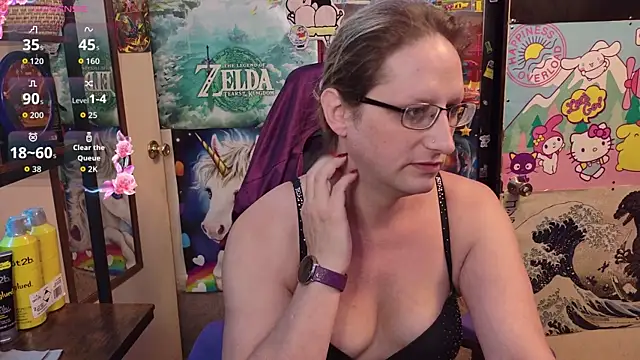 Savanah Banana  online show from July 24, 2026, 10:11 am