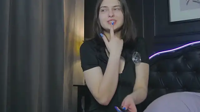 Ruby de Cherry online show from March 1, 2026, 1:00 pm