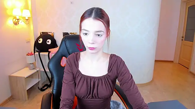 Twin kies online show from February 19, 2026, 9:12 pm