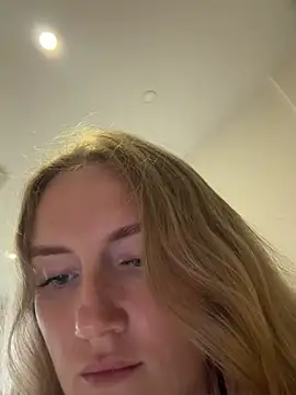 olliebells online show from June 14, 2026, 4:41 pm