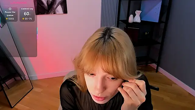 CindyMoriLove online show from March 21, 2026, 5:41 am