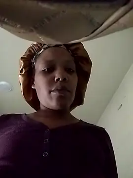 Snapshot of SITHANDRAH chatting on January 17, 2026, 12:31 pm SITHANDRAH online show from January 17, 2026, 12:31 pm