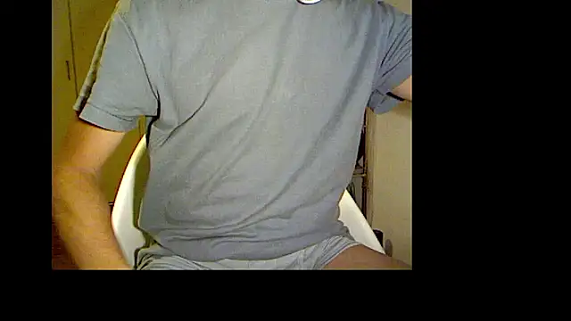 Snapshot of Taro070 chatting on November 19, 2025, 2:06 pm Taro070 online show from November 19, 2025, 2:06 pm