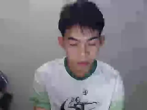 Urhotsilverboy online show from July 10, 2026, 3:34 pm