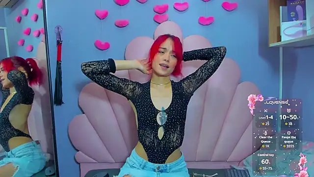 Snapshot of luci_miller chatting on November 30, 2025, 1:50 am luci miller online show from November 30, 2025, 1:50 am