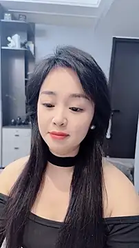 Lucky--Lucy online show from November 16, 2025, 3:28 pm