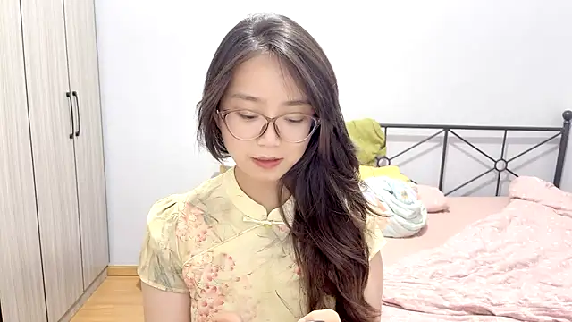 Hmm 0303 online show from May 10, 2026, 4:31 pm