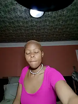 Snapshot of Prettyflowea chatting on November 6, 2025, 10:08 am Prettyflowea online show from November 6, 2025, 10:08 am