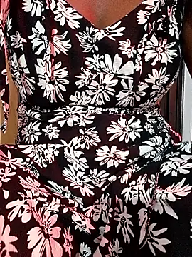 Rihasna online show from November 5, 2025, 2:53 pm