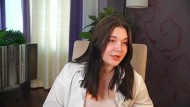 Snapshot of MonetBrinkman chatting on November 8, 2025, 4:05 am MonetBrinkman online show from November 8, 2025, 4:05 am