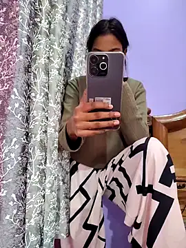 Snapshot of Student12th chatting on November 23, 2025, 3:49 am Student12th online show from November 23, 2025, 3:49 am