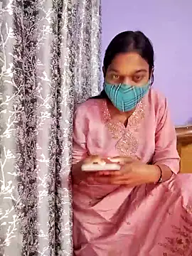 Snapshot of Student12th chatting on December 5, 2025, 4:38 pm Student12th online show from December 5, 2025, 4:38 pm