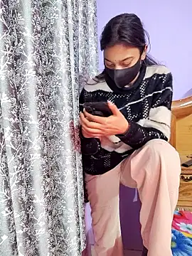 Snapshot of Student12th chatting on January 13, 2026, 4:00 pm Student12th online show from January 13, 2026, 4:00 pm