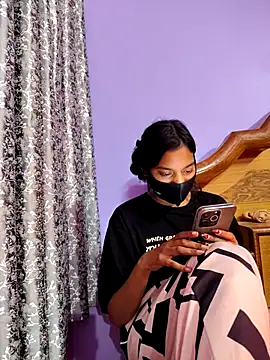 Snapshot of Student12th chatting on December 19, 2025, 4:31 pm Student12th online show from December 19, 2025, 4:31 pm