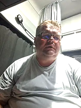 Grase44 online show from November 12, 2025, 9:18 pm