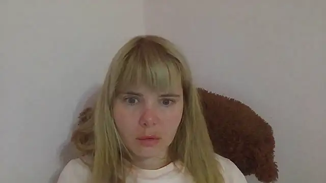 Snapshot of HornyElena chatting on July 30, 2026, 8:30 pm HornyElena online show from July 30, 2026, 8:30 pm