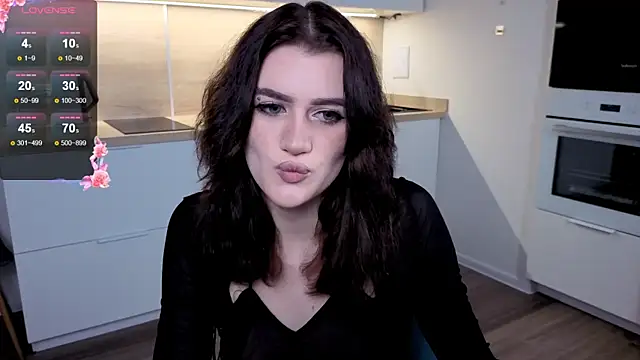 eshleeygreen online show from December 3, 2025, 2:49 pm