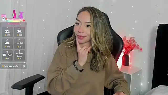 Snapshot of LuluuBerry chatting on January 15, 2026, 12:14 am LuluuBerry online show from January 15, 2026, 12:14 am