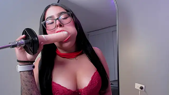 Amy whittee online show from December 21, 2025, 6:31 pm