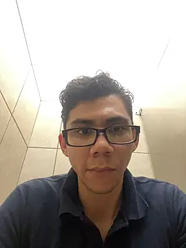 Susana sissy online show from November 7, 2025, 5:17 pm