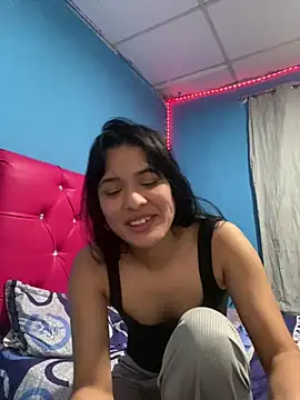 Chiquinquira3 online show from February 8, 2026, 7:39 am