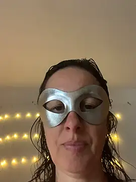 Snapshot of massagistahotbrunette chatting on May 21, 2026, 9:28 am massagistahotbrunette online show from May 21, 2026, 9:28 am