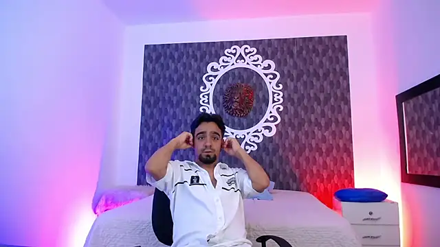 Dereck Jhonsonn online show from November 24, 2025, 7:25 pm