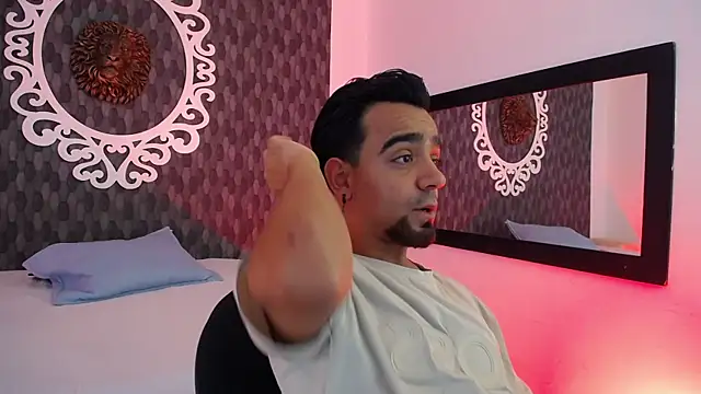 Dereck Jhonsonn online show from November 21, 2025, 7:35 pm