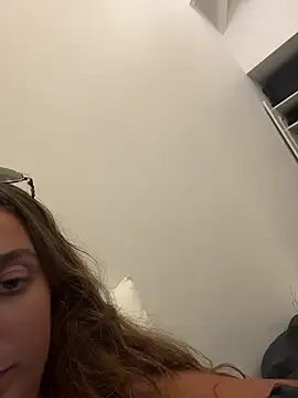 lounaaxangel online show from November 7, 2025, 7:51 pm